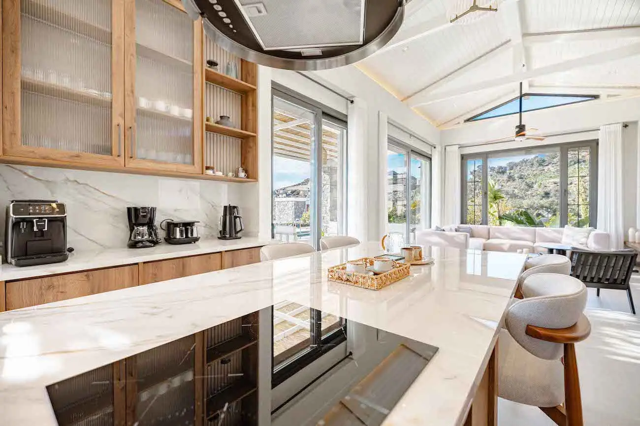 Spacious living area
